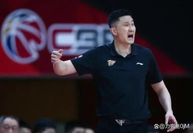 广州队赛后外线爆发；志在CBA常规赛名次提升；悬念犹存；轮换策略成焦点的简单介绍